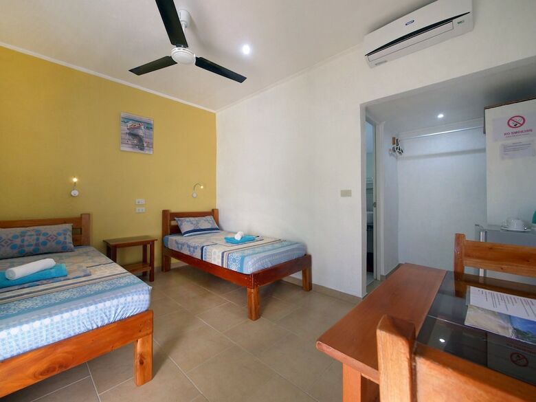 Hotel Alona Gecko Inn