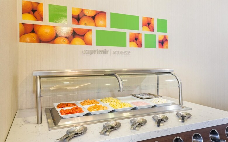 Hotel Hampton Inn By Hilton Tijuana