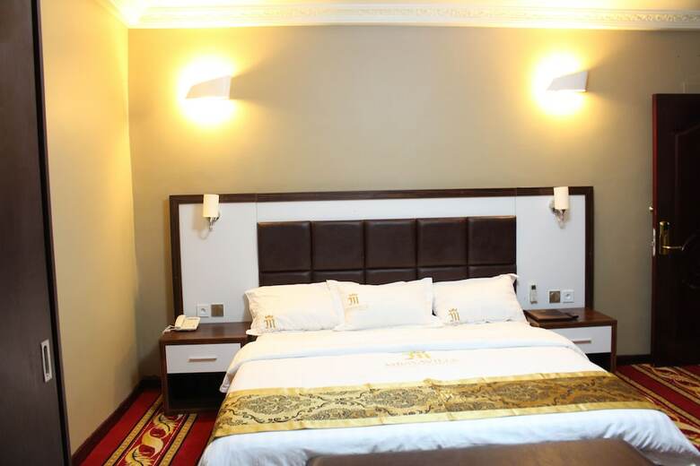 Mbayaville Hotel