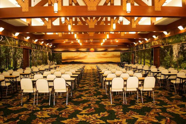Hotel Sappraiwan Elephant Resort & Sanctuary