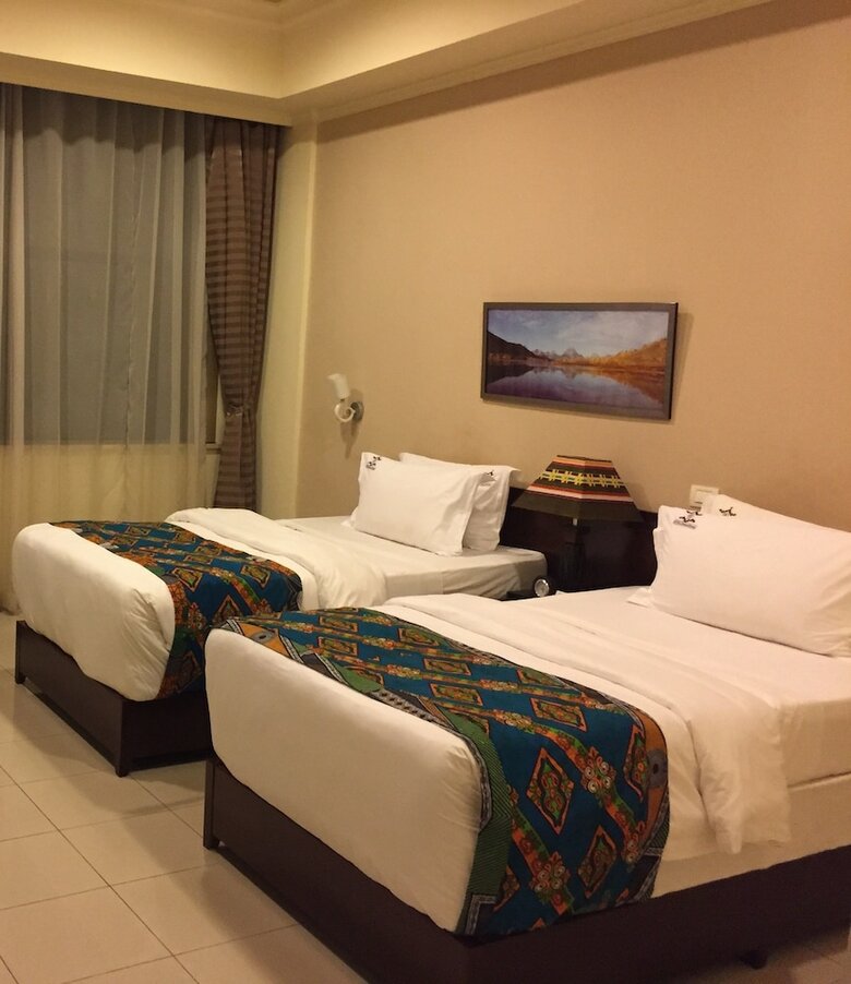 Royal Grand Hotel