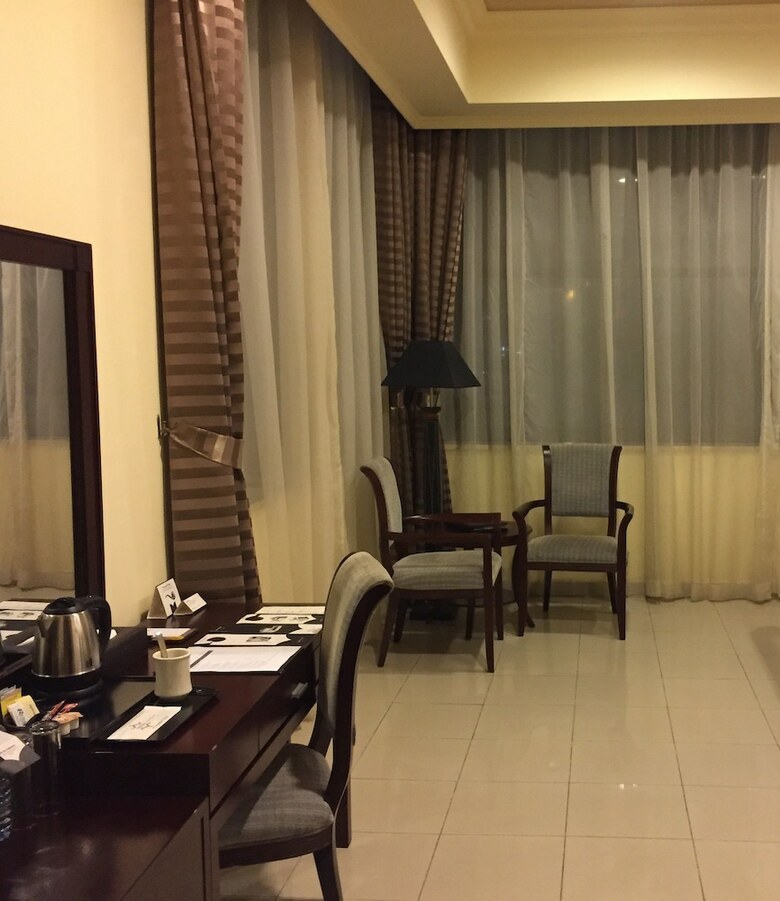 Royal Grand Hotel