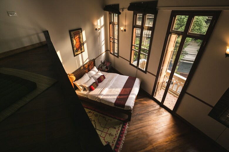 Hotel 103 - Bed And Brews