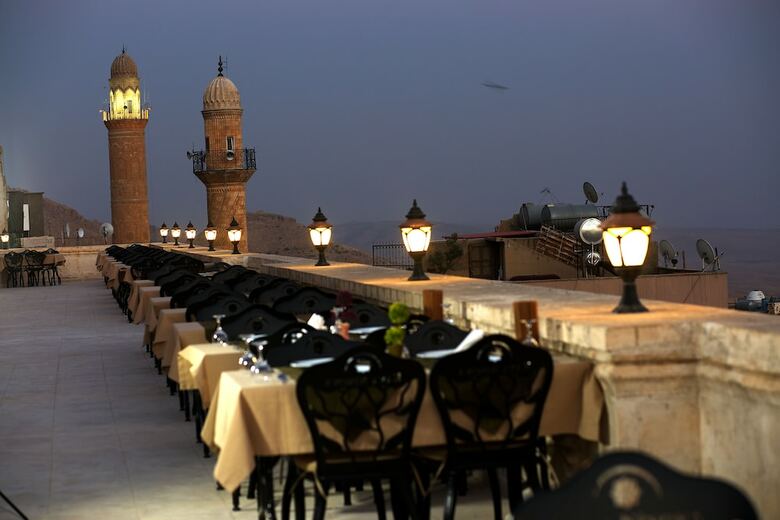 Kaya Ninova Hotel