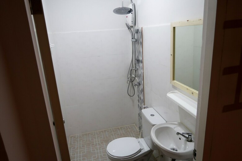 Baan Urt Suratthani Airport Hotel