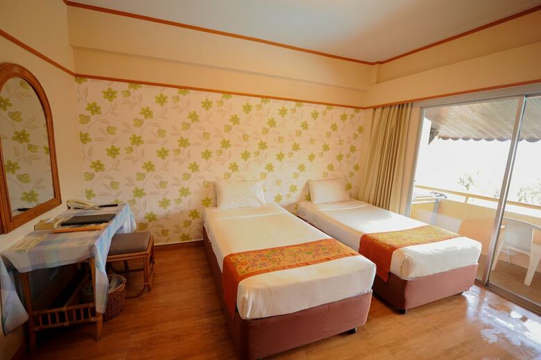 Hotel Haad Kaew Resort