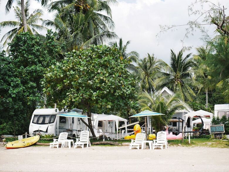Hotel Samui Caravans Beach Camp