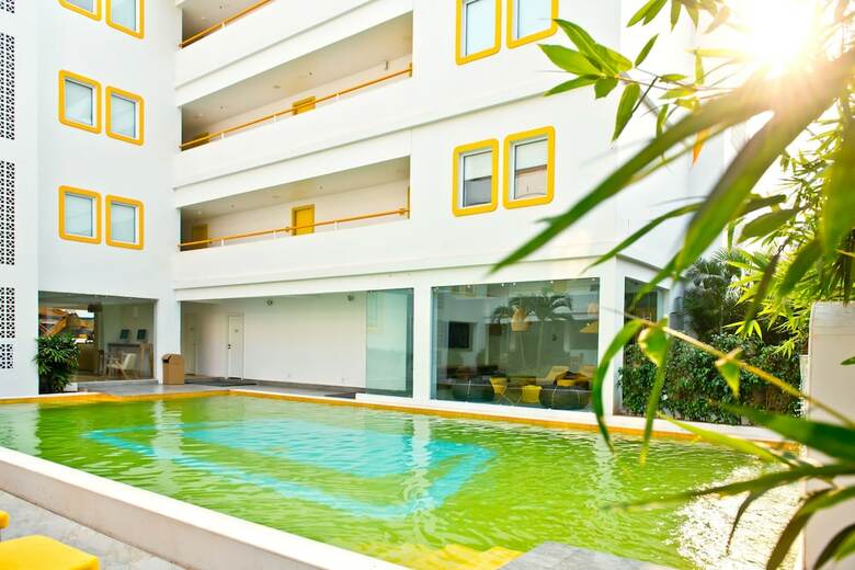 Hotel Bloomrooms @ Calangute