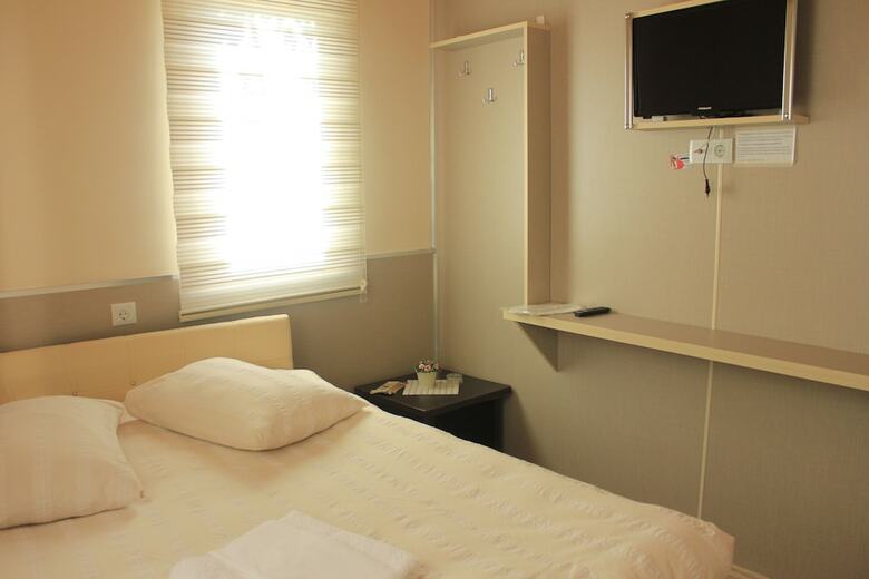 Hotel Emiroglu Konak