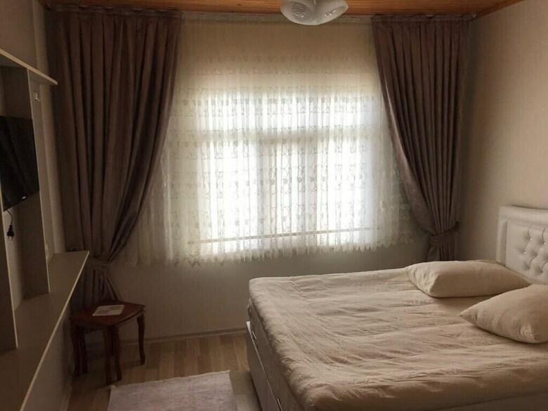 Hotel Emiroglu Konak