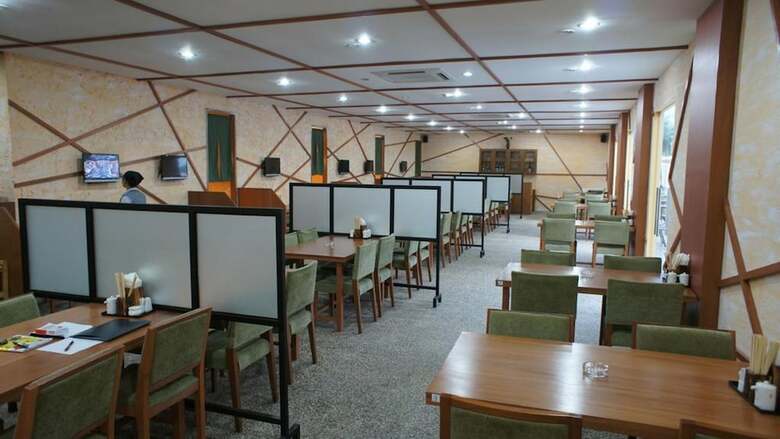 Hotel Sancrest Residence Deltamas