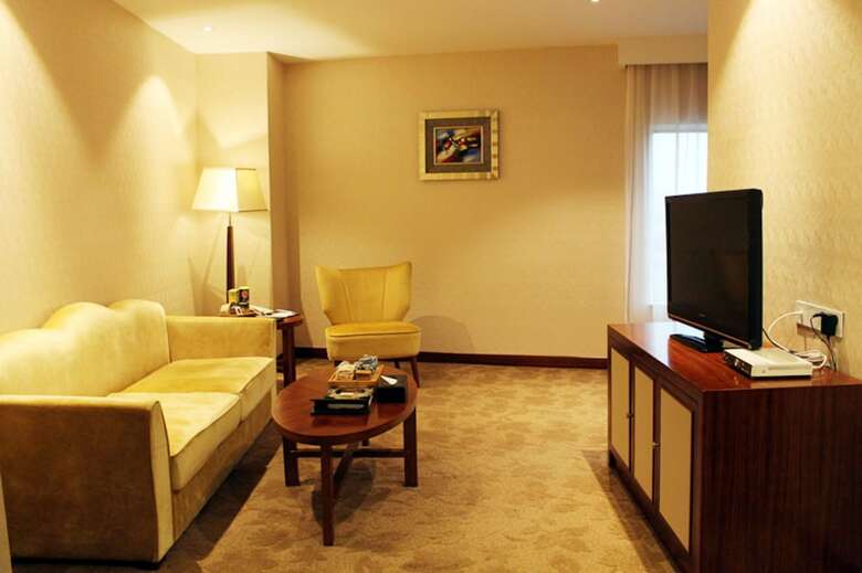 Foshan Emperor Hotel