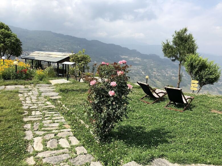 Hotel Charikot Panorama Resort