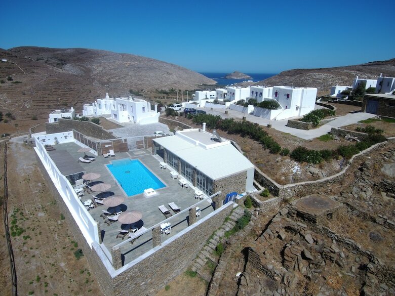 Apartamentos Glafki Studios & Suites