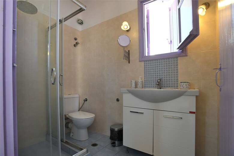 Apartamentos Glafki Studios & Suites