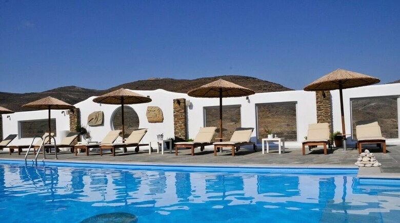 Apartamentos Glafki Studios & Suites