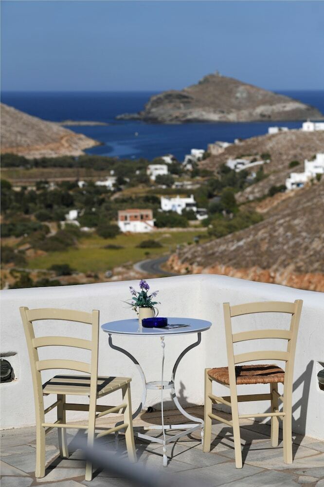 Apartamentos Glafki Studios & Suites
