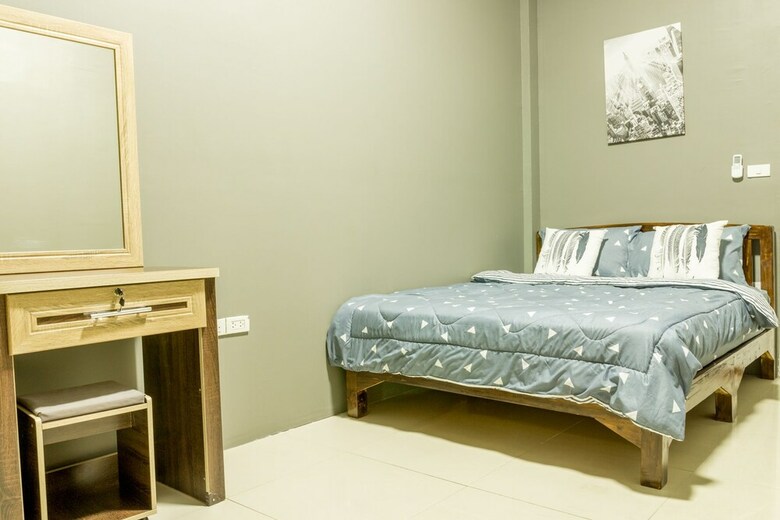 Hostal Iris Hostel