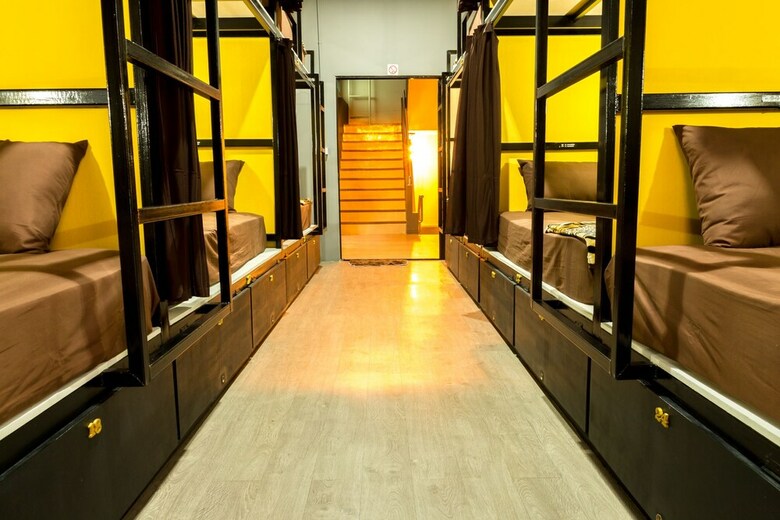 Hostal Iris Hostel