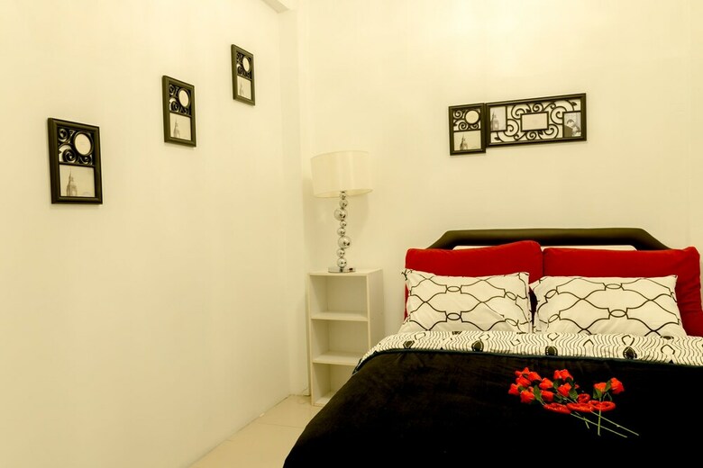 Hostal Iris Hostel