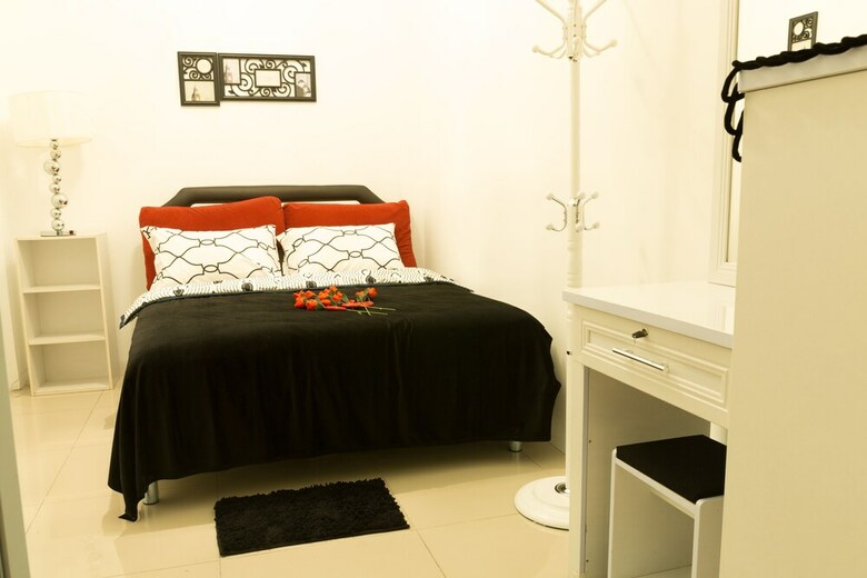 Hostal Iris Hostel