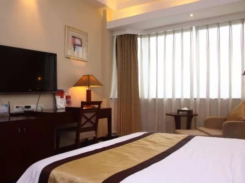 Guang Cai Hotel