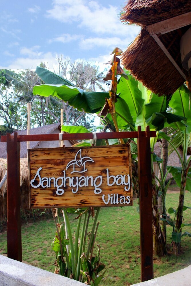 Apartamento Sanghyang Bay Villas