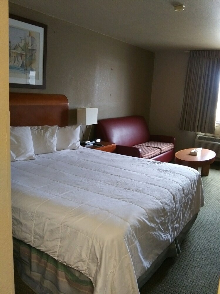 Hotel Heritage Place And Suites By Magnuson Worldwide
