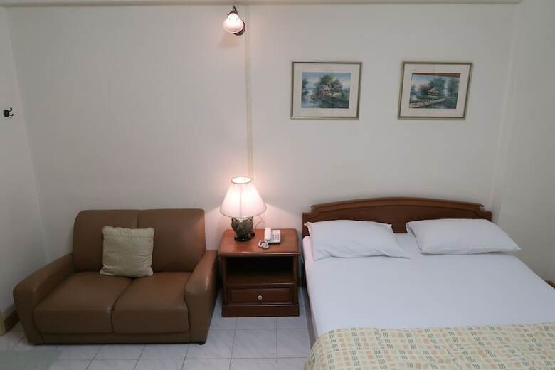 Phawana Sweet Hotel