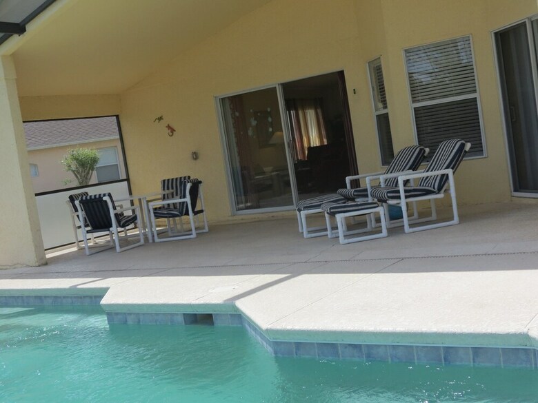 Four Corners Area Pool Homes By Svv