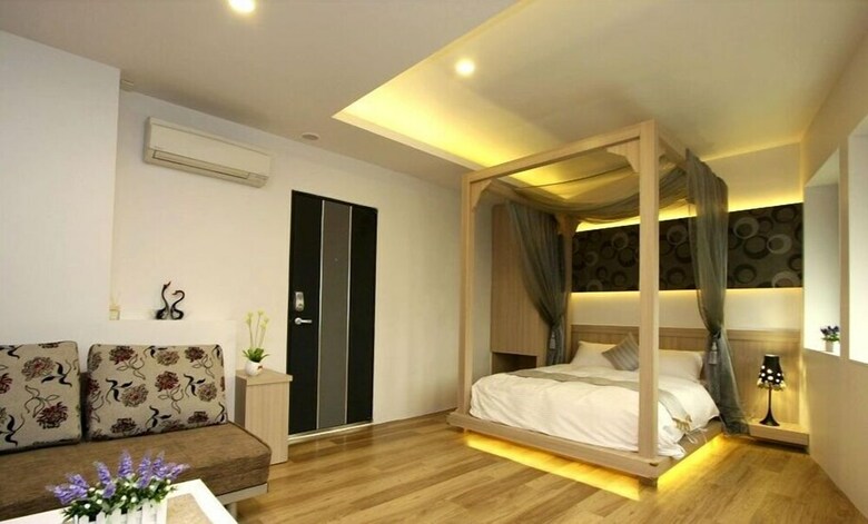 Hotel Honey House B&B