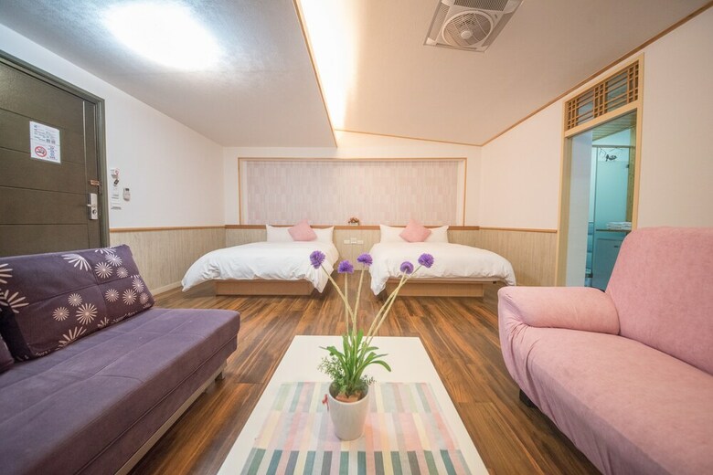 Hotel Honey House B&B