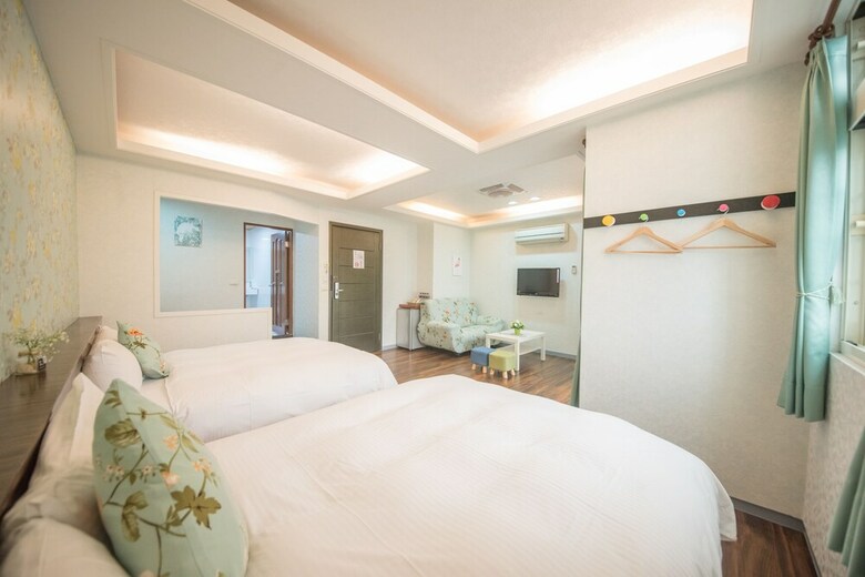 Hotel Honey House B&B