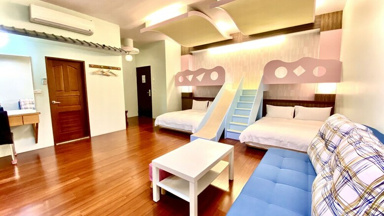 Hotel Honey House B&B