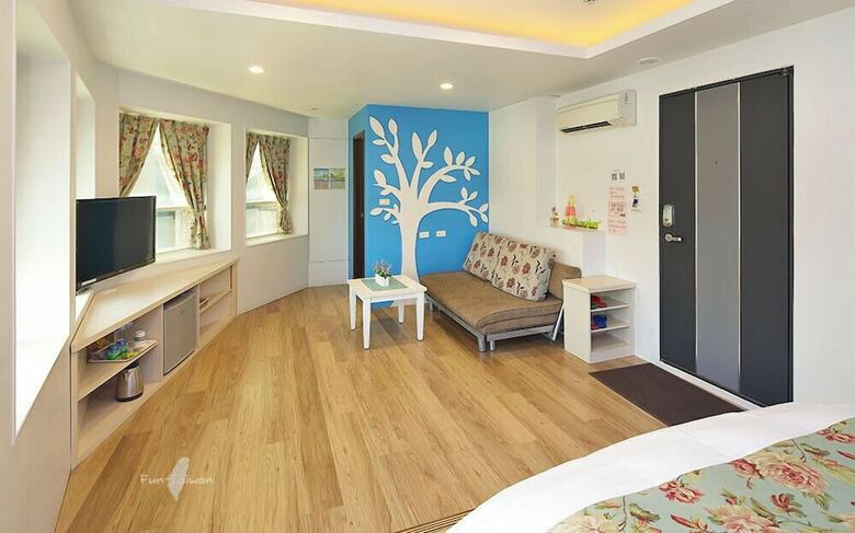 Hotel Honey House B&B