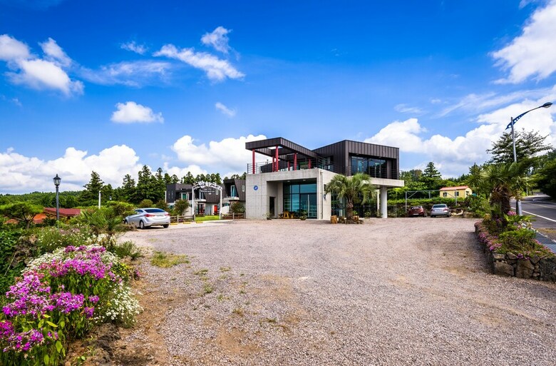 Banhakeura Pension