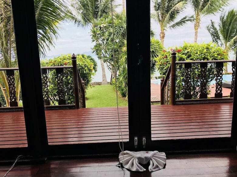 Erawan Villa Hotel