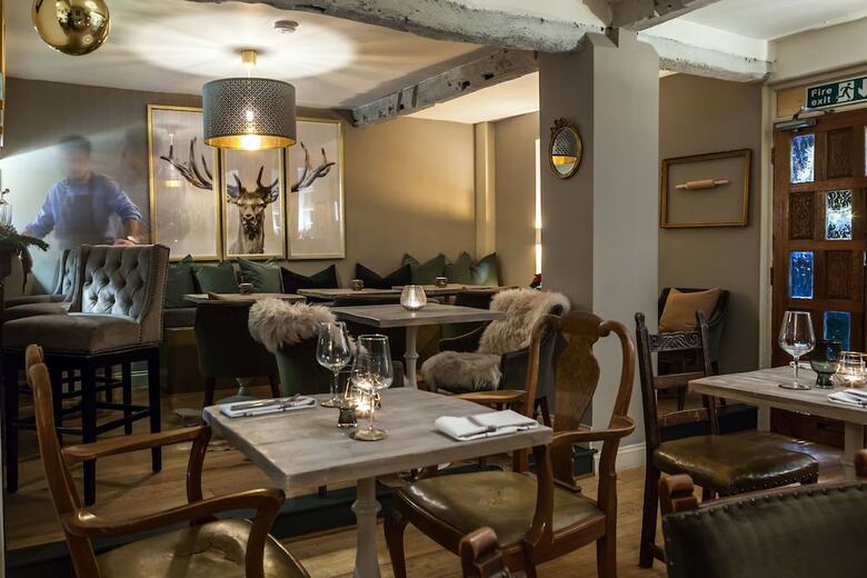 Posada Pear Tree Inn Pear & Olive