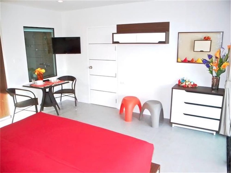 Bliss Patong 2 Bedrooms Apartment