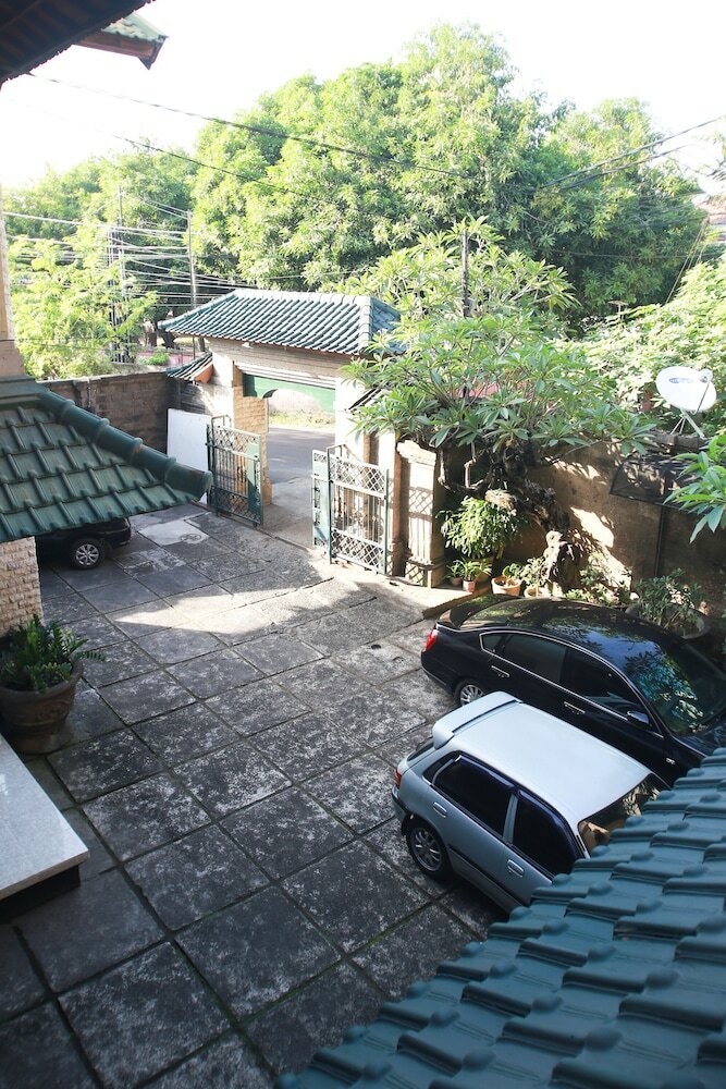 Hotel Green Roof Homestay