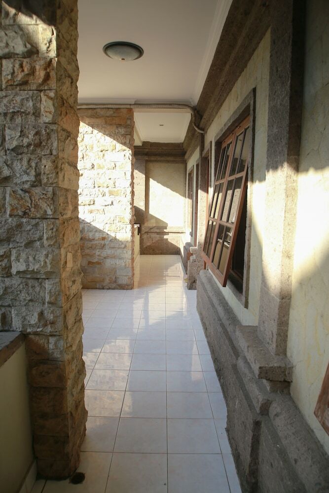 Hotel Green Roof Homestay