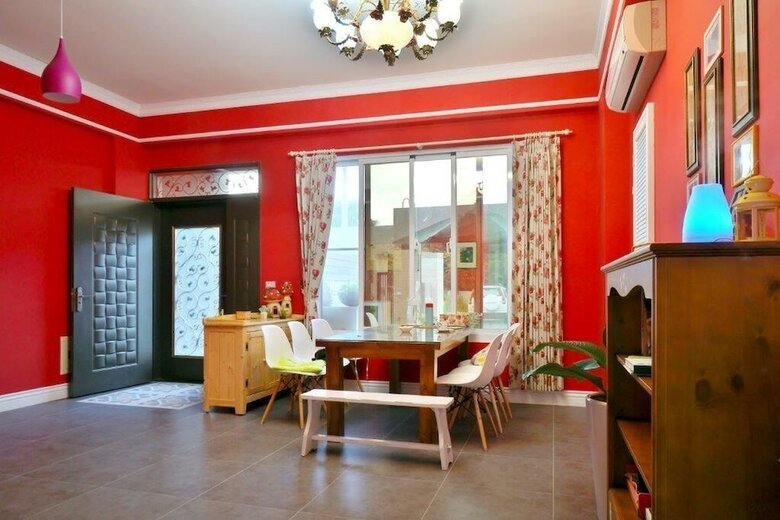 Taitung Painted House B&B