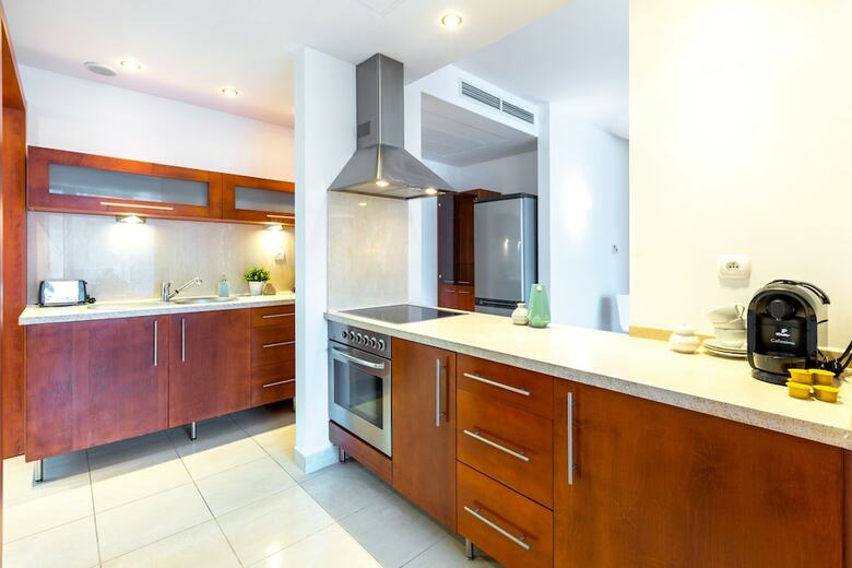 Friendhouse Apartments - Aparthotel