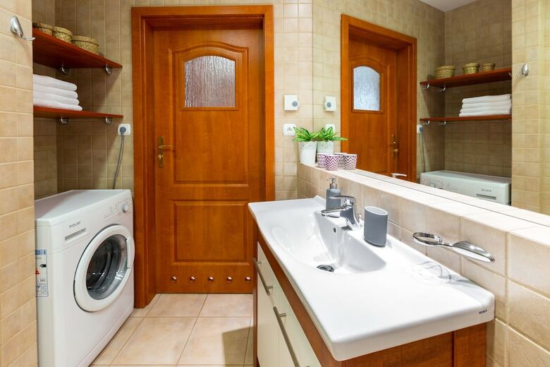 Friendhouse Apartments - Aparthotel