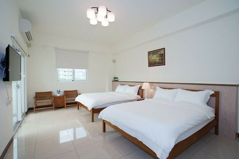 Bed & Breakfast White Pine Village