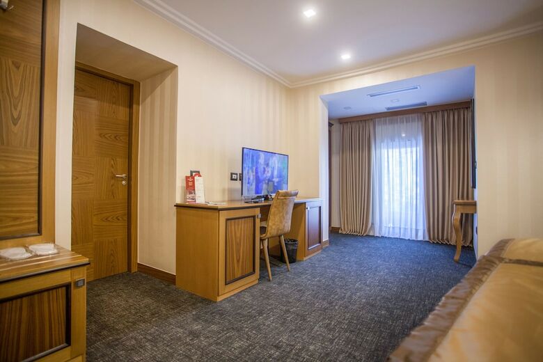 Hotel Colosseo Tirana