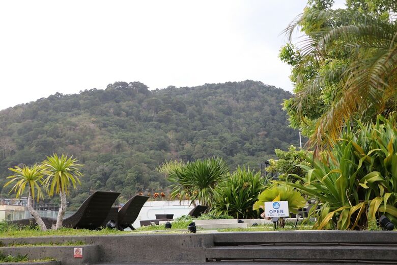 Oakwood Hotel Journeyhub Phuket