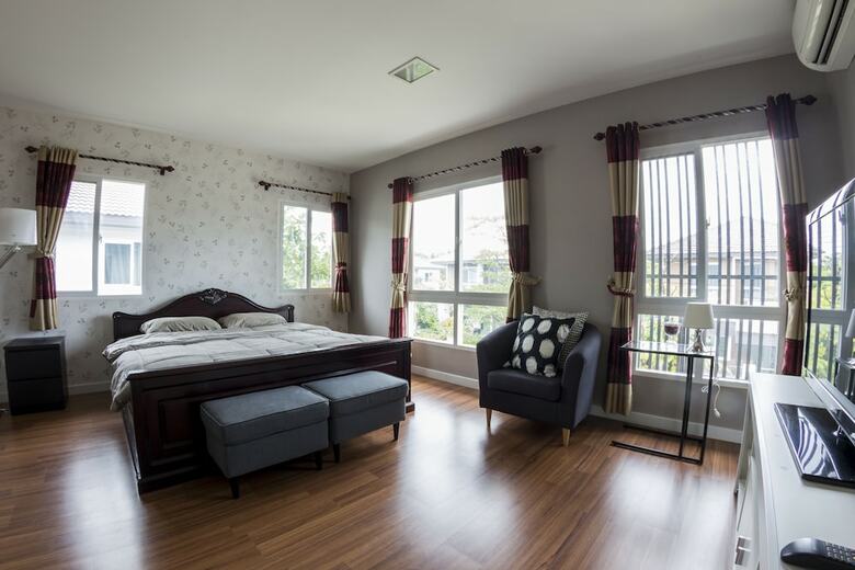 Maximum Land & House Free Wifi Home