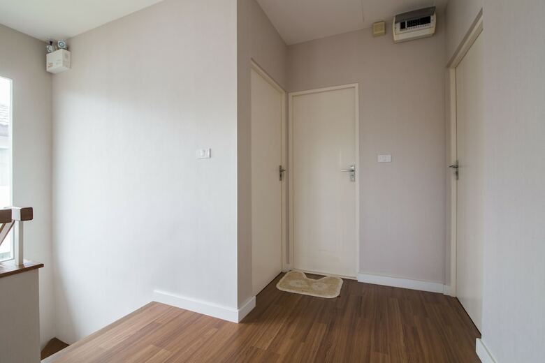 Maximum Land & House Free Wifi Home