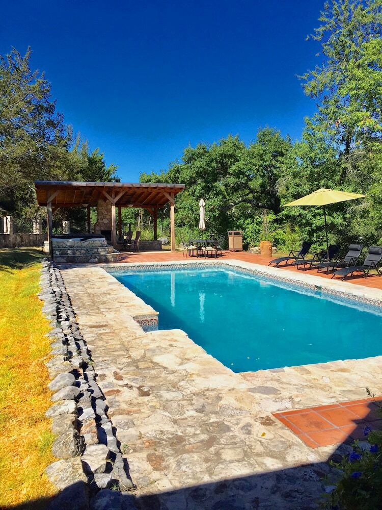 Bed & Breakfast Escondida Resort & Spa
